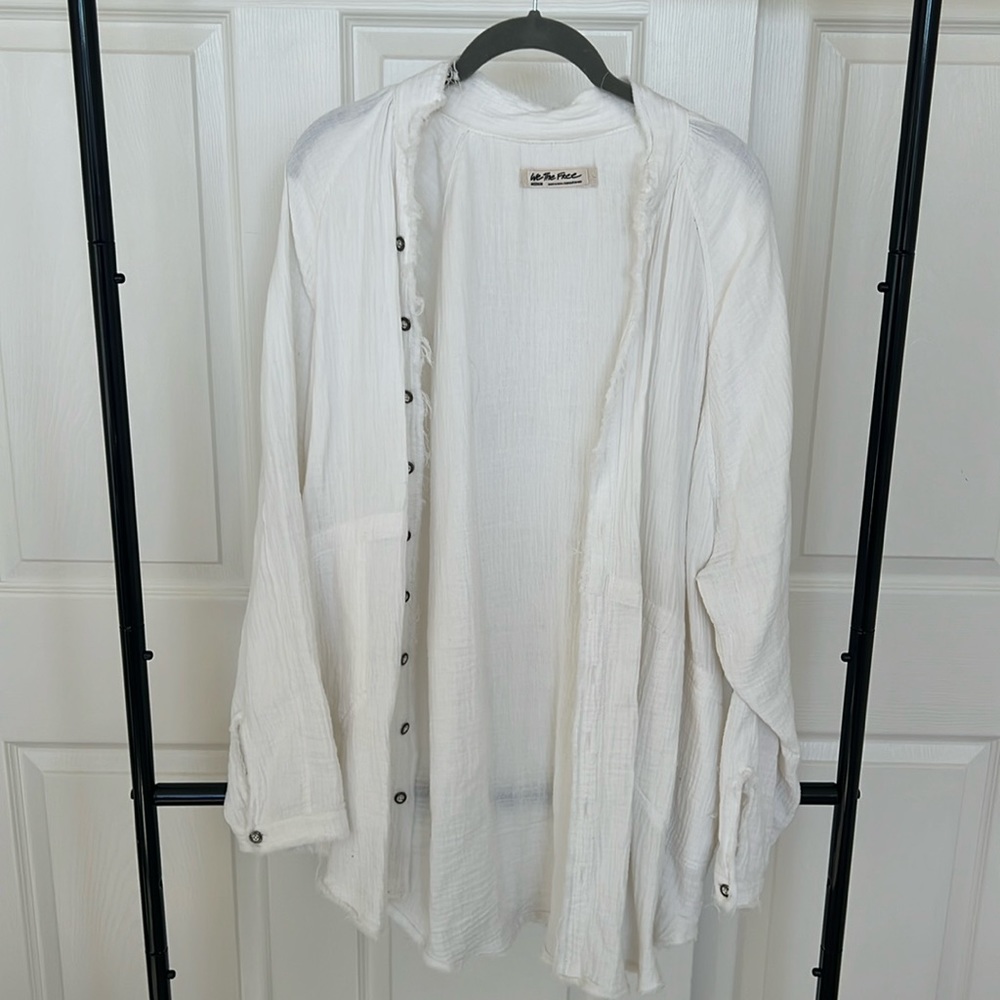 FREE PEOPLE SUMMER DAYDREAM BUTTONDOWN